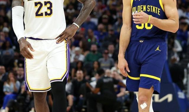 星空体育-36+20+10！常规赛还看湖勇春晚 春晚主角还看詹皇