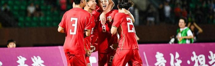 星空体育下载-3-4被逆转！中国男足倒下，2分钟丢2球获亚军，韩国三战全胜夺冠