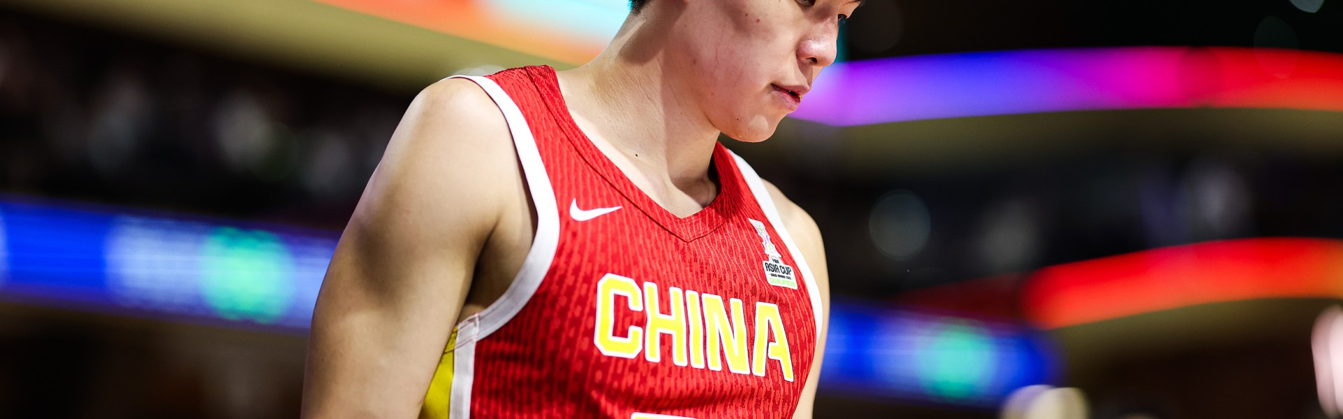 用实力征服！选秀专家发文盛赞杨瀚森，去年还表示距离NBA很远