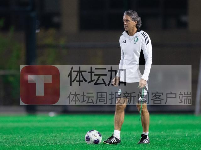 1725810997950055065.jpg 曼奇尼也无法解决国脚很少获得联赛出场机会的问题_副本.jpg